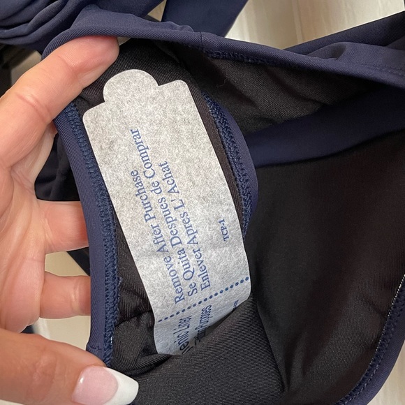 NWT VENUS 2-PC SET SPORTS ILLUSTRATED Two Piece Bikini -PLEASE READ DESCRIPTION - Picture 6 of 9